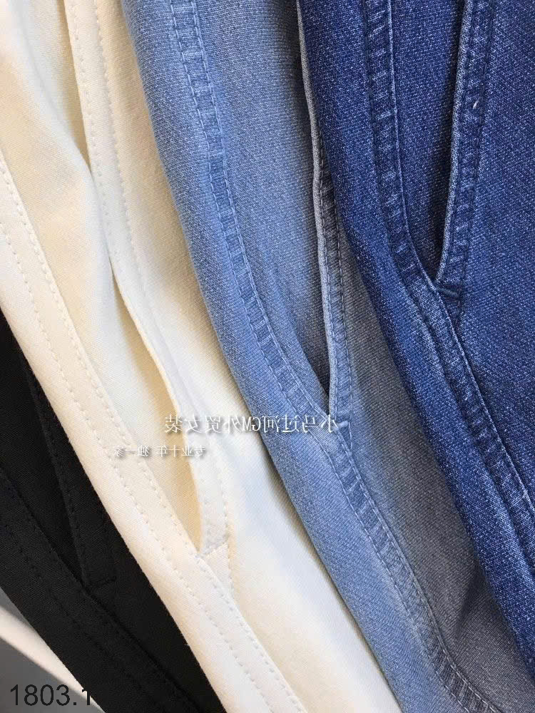 26HA1803.19 - QUẦN SHORT JEAN CẠP CHUN CHO NỮ