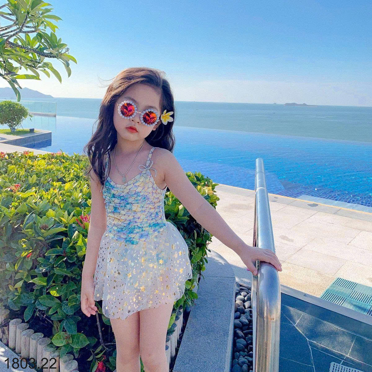 26HA1803.22 - SET BIKINI TIÊN CÁ BÉ GÁI KÈM MŨ