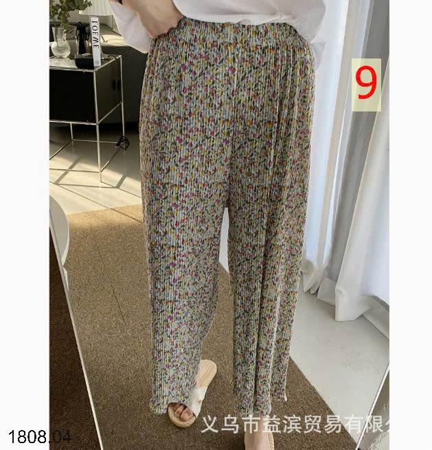 26HA1808.04 - SET 2 QUẦN HOA TĂM LẠNH CHO NỮ