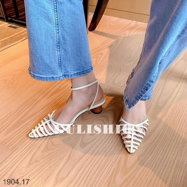 26HA1904.17 - SANDAL MŨI NHỌN ĐAN DÂY KIỂU PHÁP