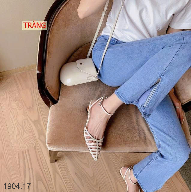 26HA1904.17 - SANDAL MŨI NHỌN ĐAN DÂY KIỂU PHÁP