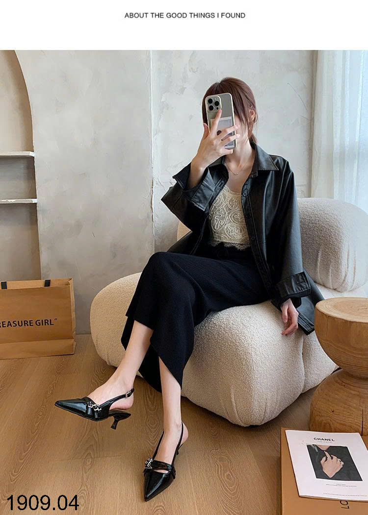 26HA1909.04 - GIÀY SANDAL MŨI NHỌN ĐẾ THẤP