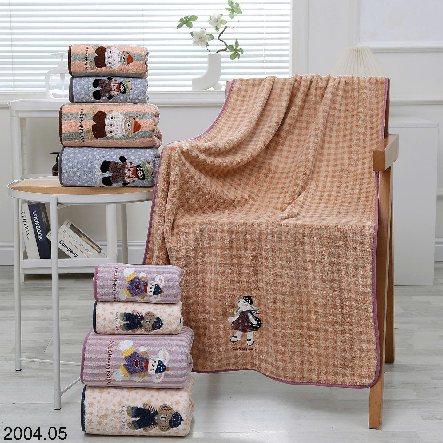 26HA2004.05 - SET 2 KHĂN TẮM HOẠT HÌNH
