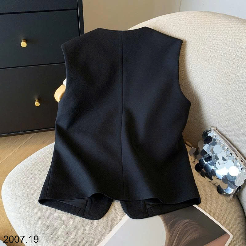26HA2007.19 - ÁO VEST ĐEN SÁT NÁCH CHO NỮ