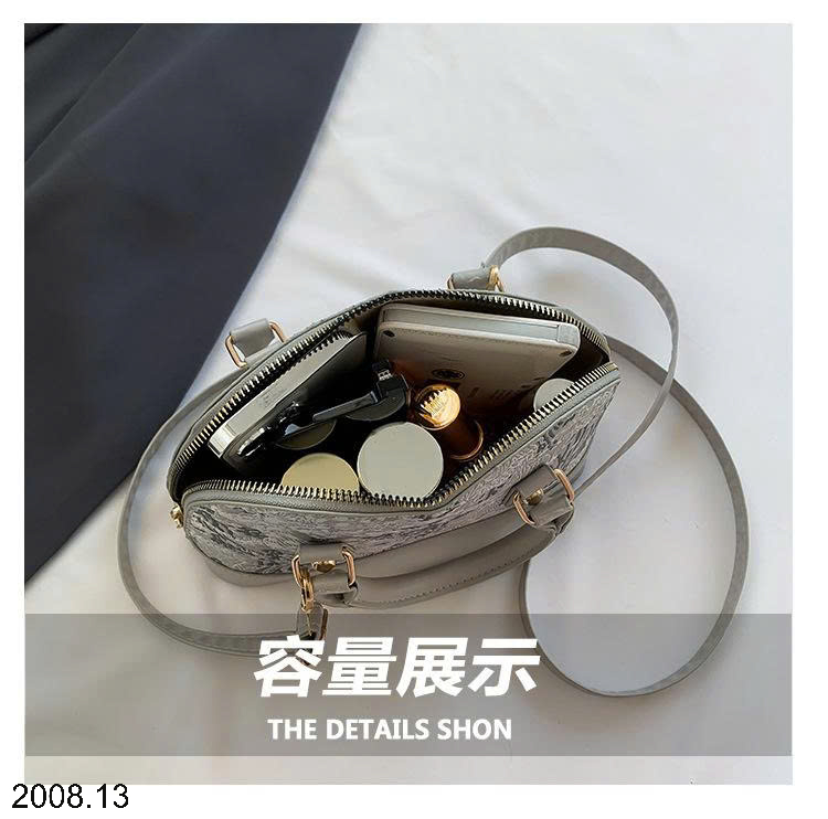 26HA2008.13 - TÚI HẾN MINI CHO NỮ