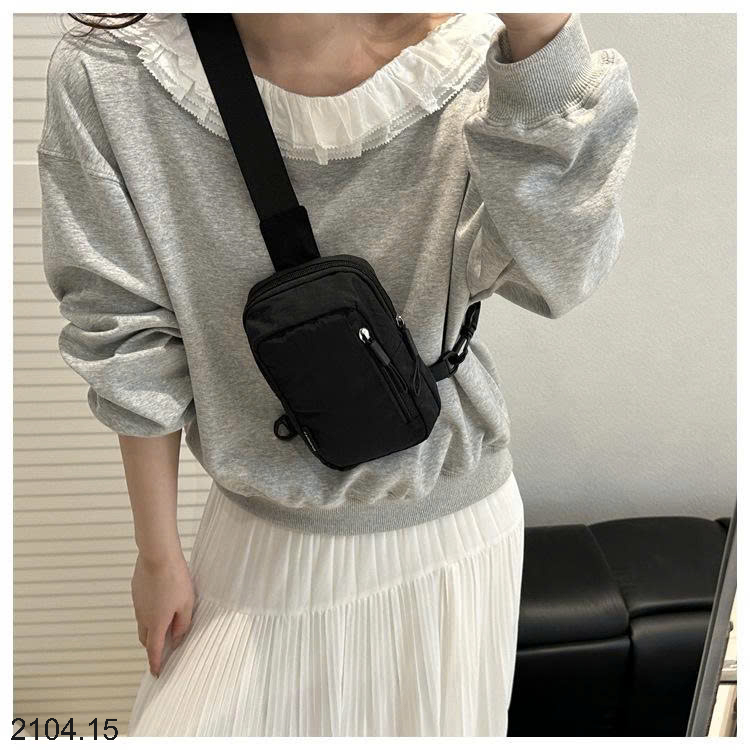 26HA2104.15 - TÚI ĐEO NGỰC THỜI TRANG