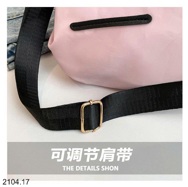 26HA2104.17 - TÚI XÁCH TAY DU LỊCH HÌNH MÈO KITTY