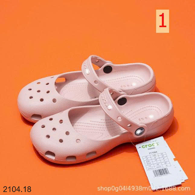 26HA2104.18 - DÉP CROCS BÍT MŨI