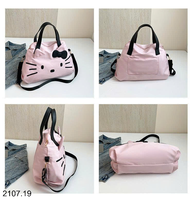 26HA2107.19 - TÚI XÁCH TAY DU LỊCH HÌNH MÈO KITTY