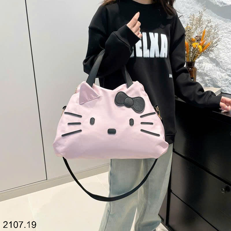 26HA2107.19 - TÚI XÁCH TAY DU LỊCH HÌNH MÈO KITTY