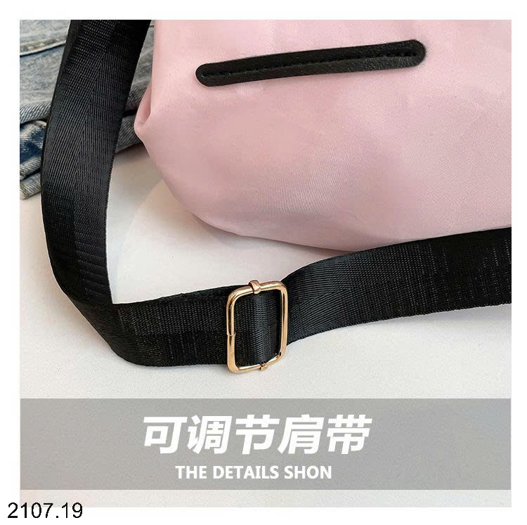 26HA2107.19 - TÚI XÁCH TAY DU LỊCH HÌNH MÈO KITTY