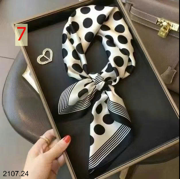 26HA2107.24 - SET 2 KHĂN LỤA PHỤ KIỆN