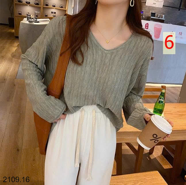 26HA2109.16 - ÁO RAGLAN CỔ V CHO NỮ