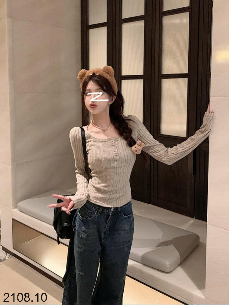 26HA2208.10 - ÁO LEN CÚC THẲNG CỔ TRÒN MOSES QUEEN