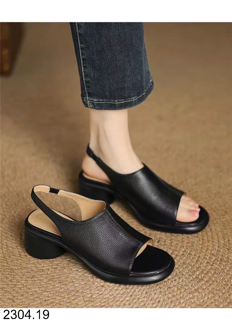 26HA2304.19 - SANDAL DA CHO NỮ