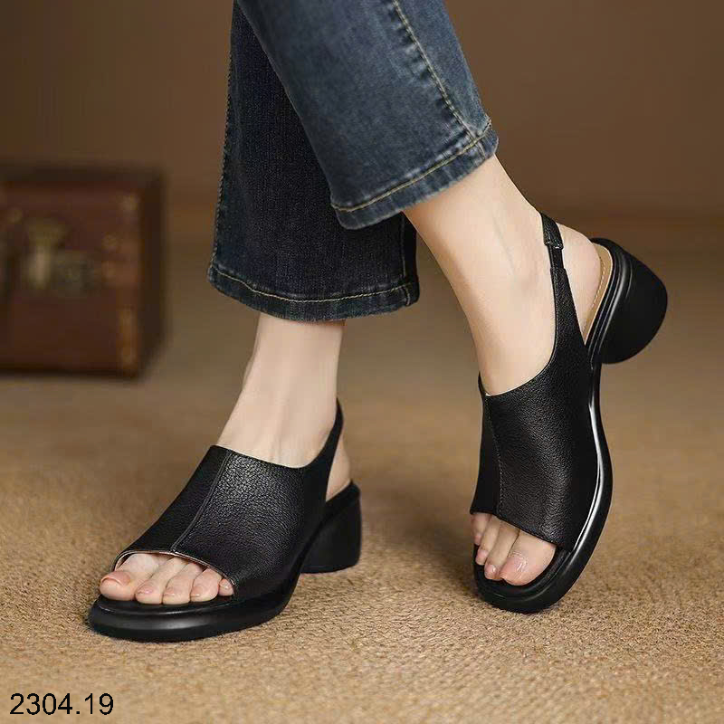 26HA2304.19 - SANDAL DA CHO NỮ