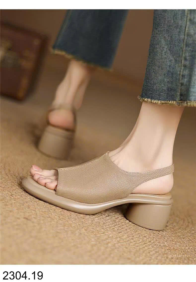 26HA2304.19 - SANDAL DA CHO NỮ