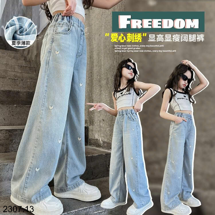 26HA2307.13 - QUẦN JEAN THÊU TIM SIZE ĐẠI BÉ GÁI