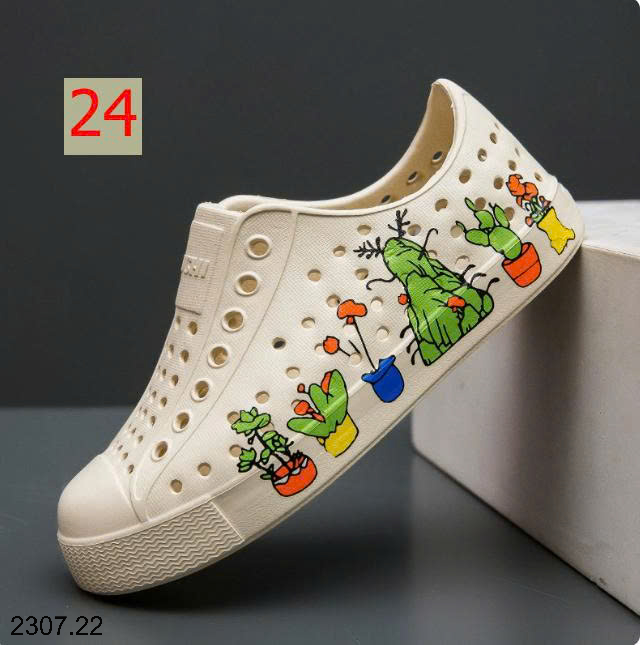 26HA2307.22 - GIÀY NATIVE CHO BÉ