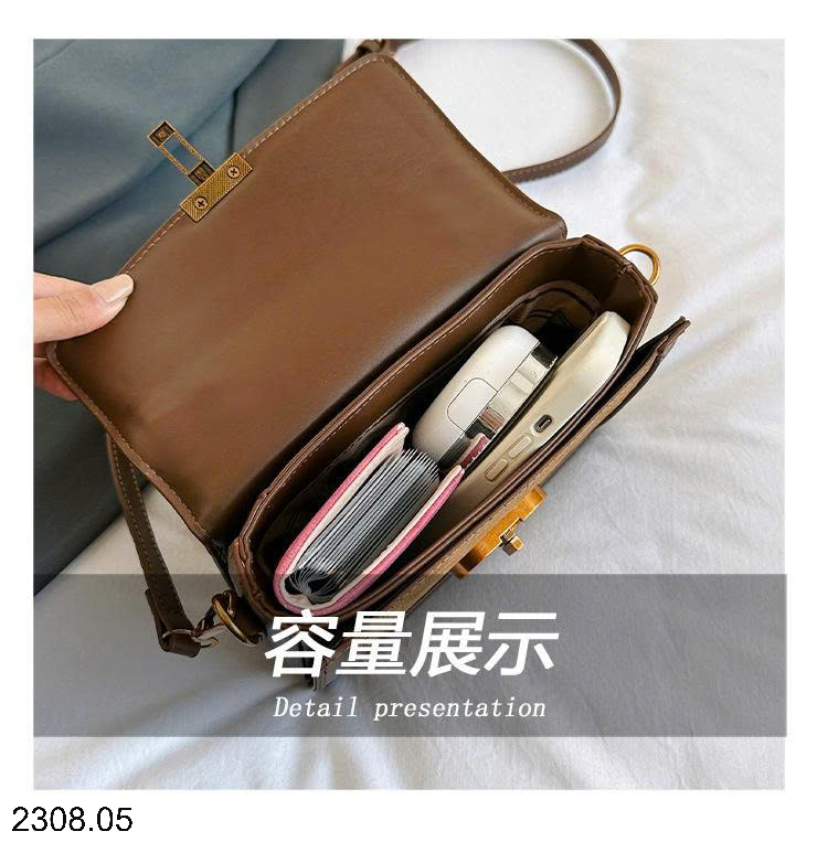 26HA2308.05 - TÚI VUÔNG NHỎ XÁCH TAY