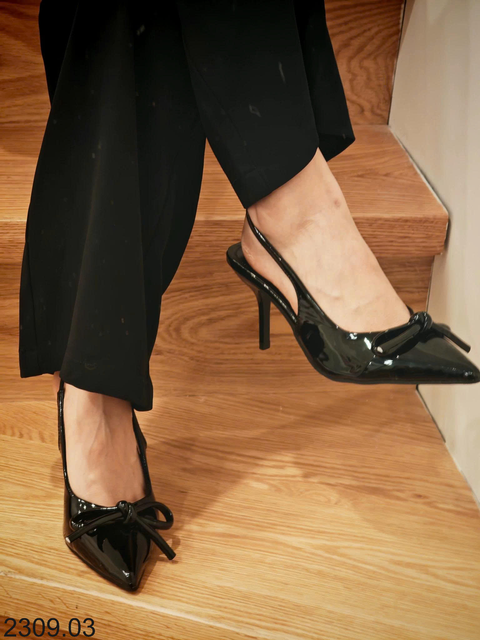 26HA2309.03 - GIÀY SANDAL MŨI NHỌN NƠ