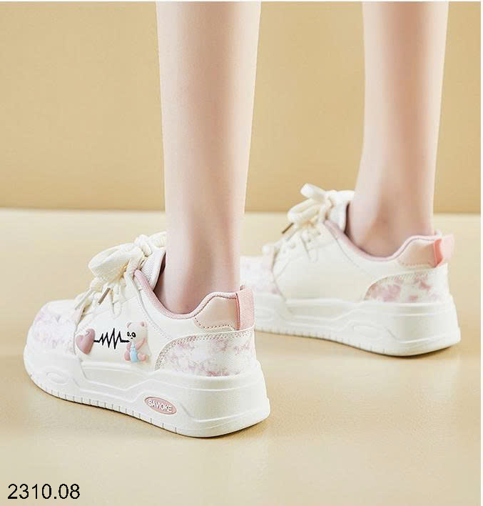 26HA2310.08 - GIÀY THỂ THAO GẤU CUTE