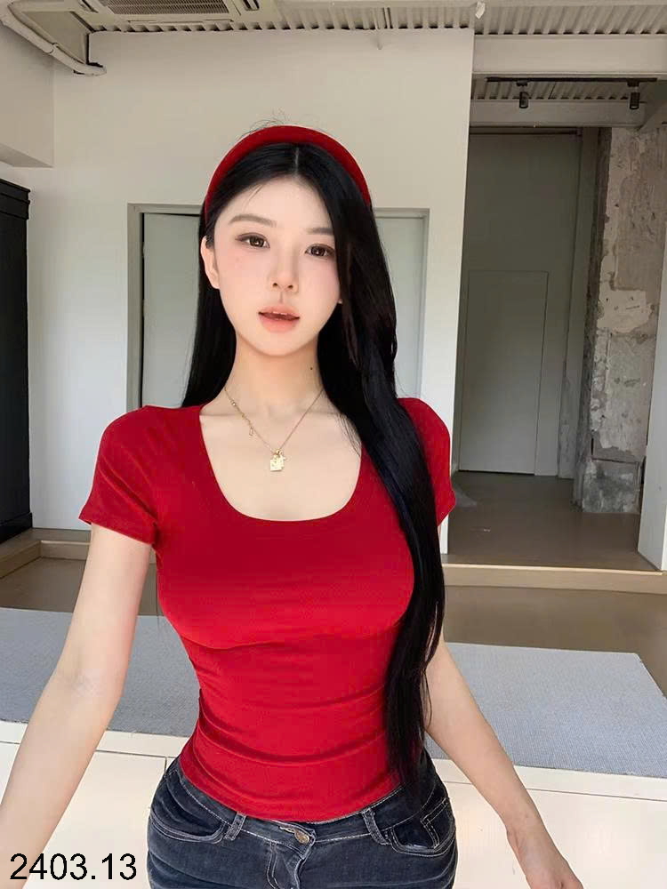 26HA2403.13 - ÁO THUN CỔ U HÃNG MOSESQUEEN