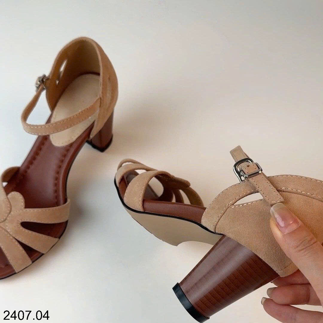 26HA2407.04 - SANDAL KIỂU PHÁP