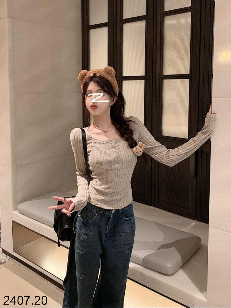 26HA2407.20 - ÁO LEN GÂN CÚC CỔ