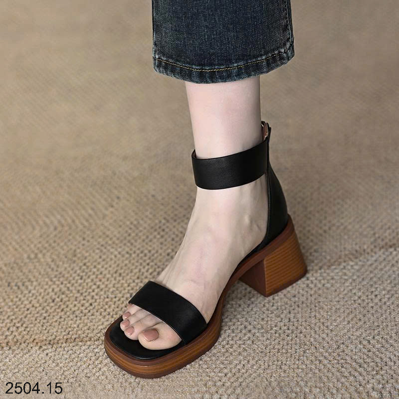 26HA2504.15 - SANDAL QUAI NGANG NỮ
