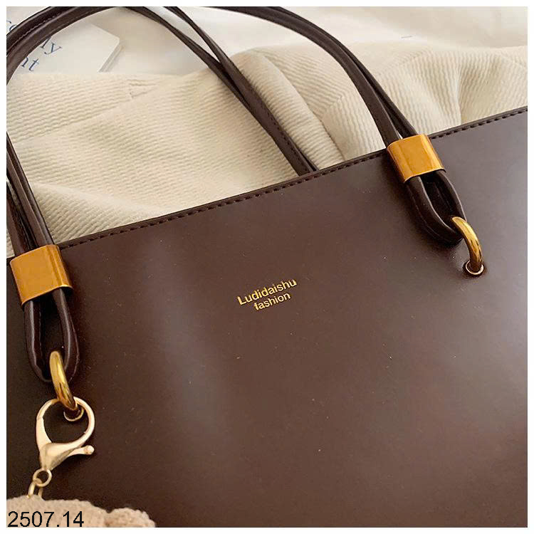 26HA2507.14 - TÚI XÁCH TOTE THỎ XINH