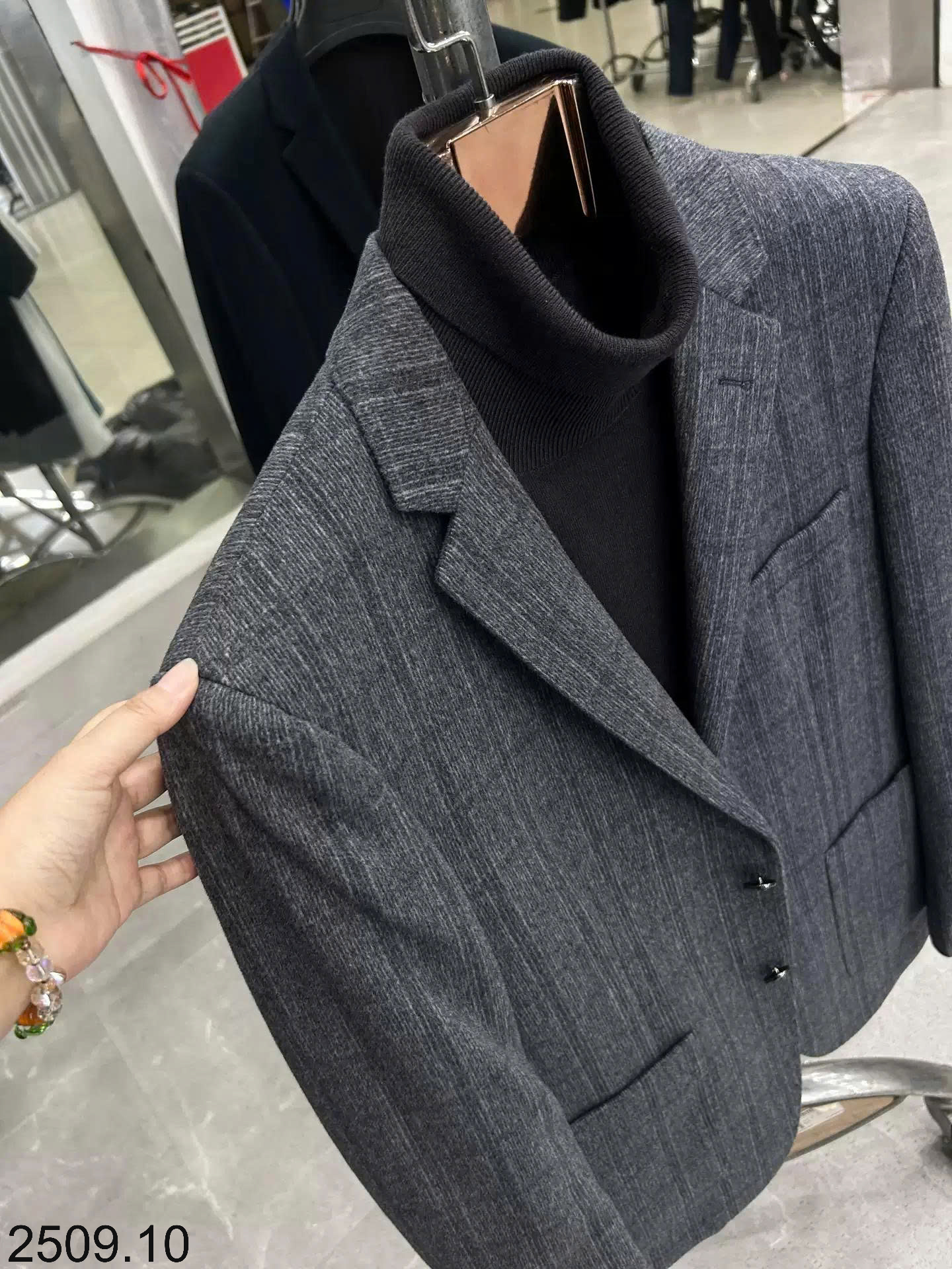 26HA2509.10 - ÁO KHOÁC VEST NAM