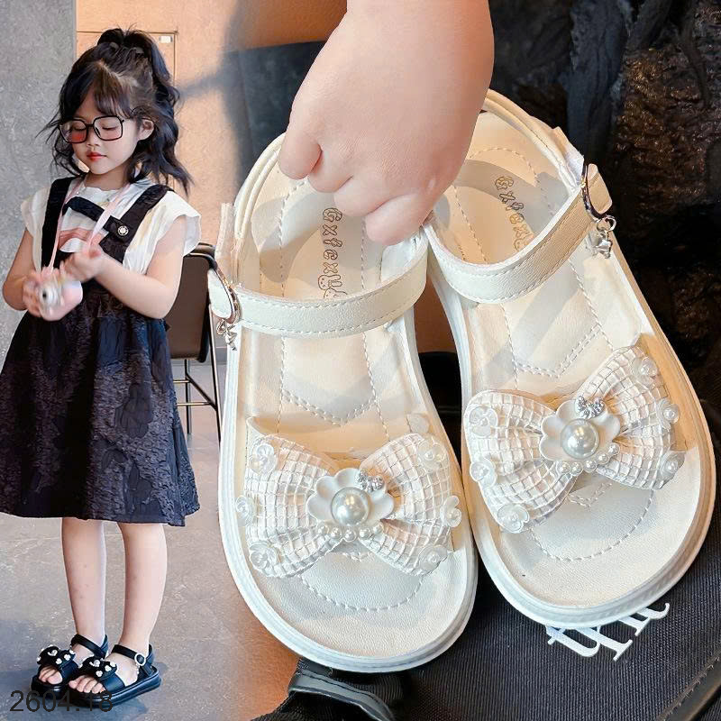 26HA2604.18 - SANDAL BÉ GÁI HÌNH NƠ ĐÍNH NGỌC TRAI
