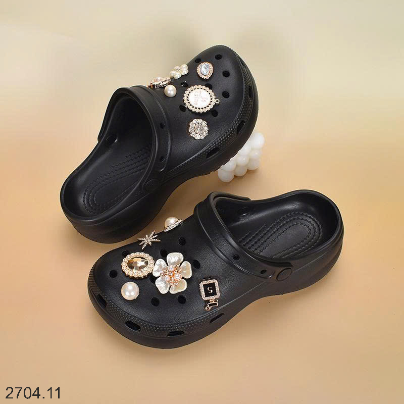 26HA2704.11 - SỤC NỮ EVA KÈM CHARM