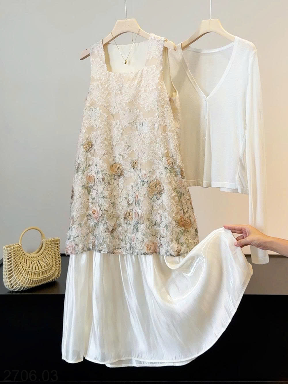 26HA2706.03 - ĐẦM SÁT NÁCH KIỂU PHÁP DỆT JACQUARD NHÀ ANNA
