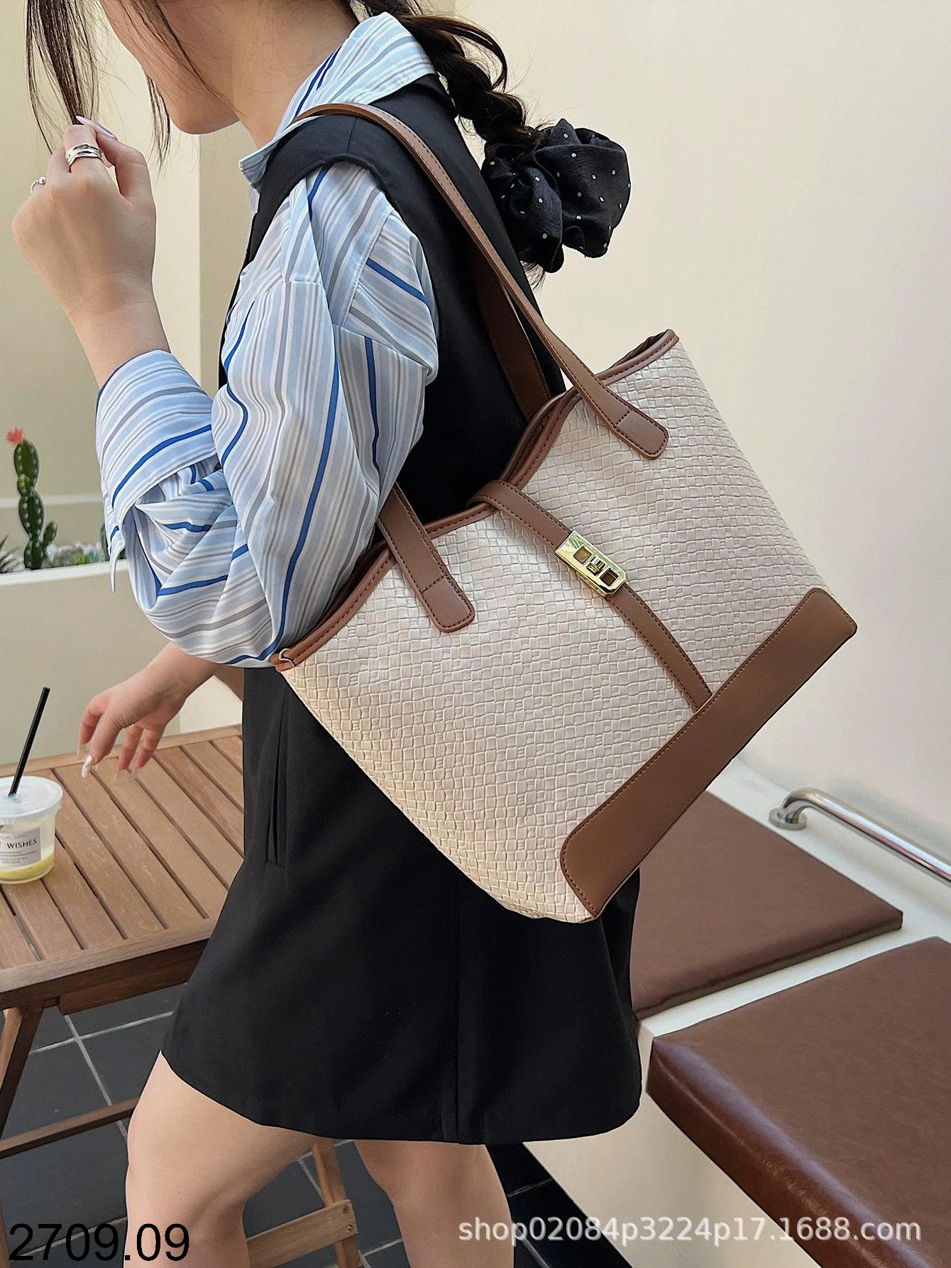 26HA2709.09 - TÚI TOTE ĐA PHONG CÁCH