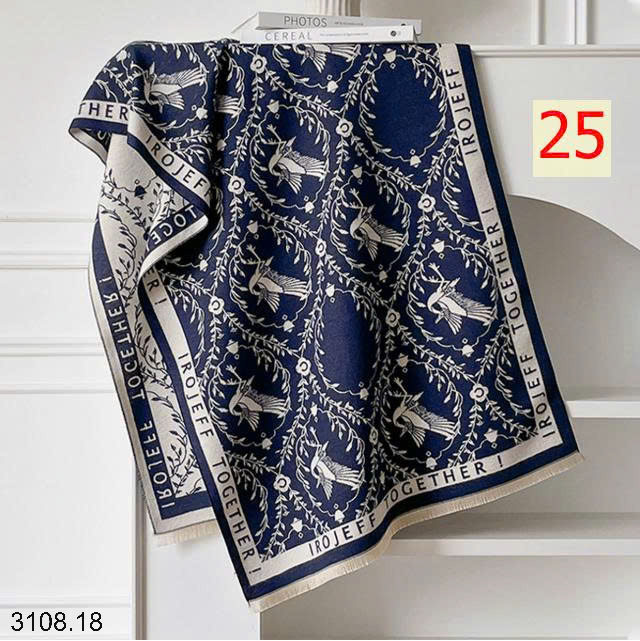 26HA3108.18 - KHĂN CHOÀNG CỔ CASHMERE GIẢ HỌA TIẾT BƯỚM