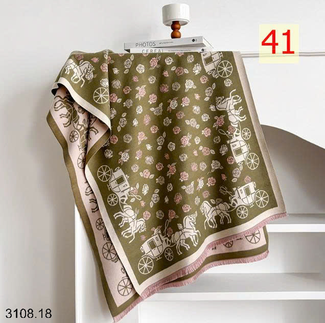 26HA3108.18 - KHĂN CHOÀNG CỔ CASHMERE GIẢ HỌA TIẾT BƯỚM