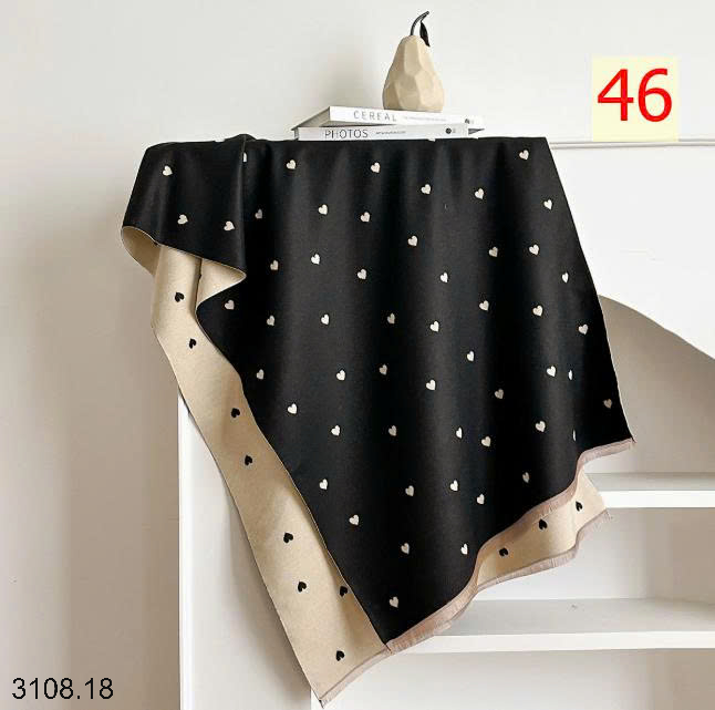 26HA3108.18 - KHĂN CHOÀNG CỔ CASHMERE GIẢ HỌA TIẾT BƯỚM