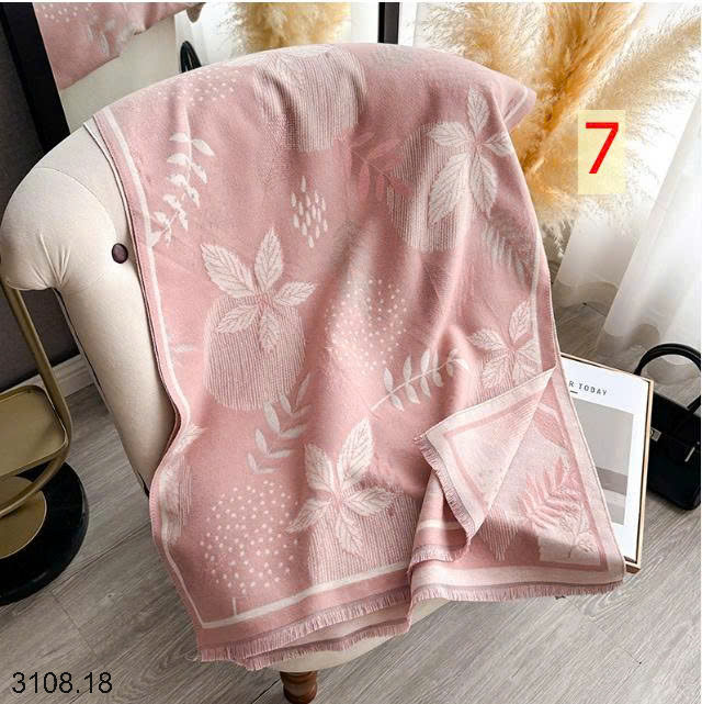 26HA3108.18 - KHĂN CHOÀNG CỔ CASHMERE GIẢ HỌA TIẾT BƯỚM