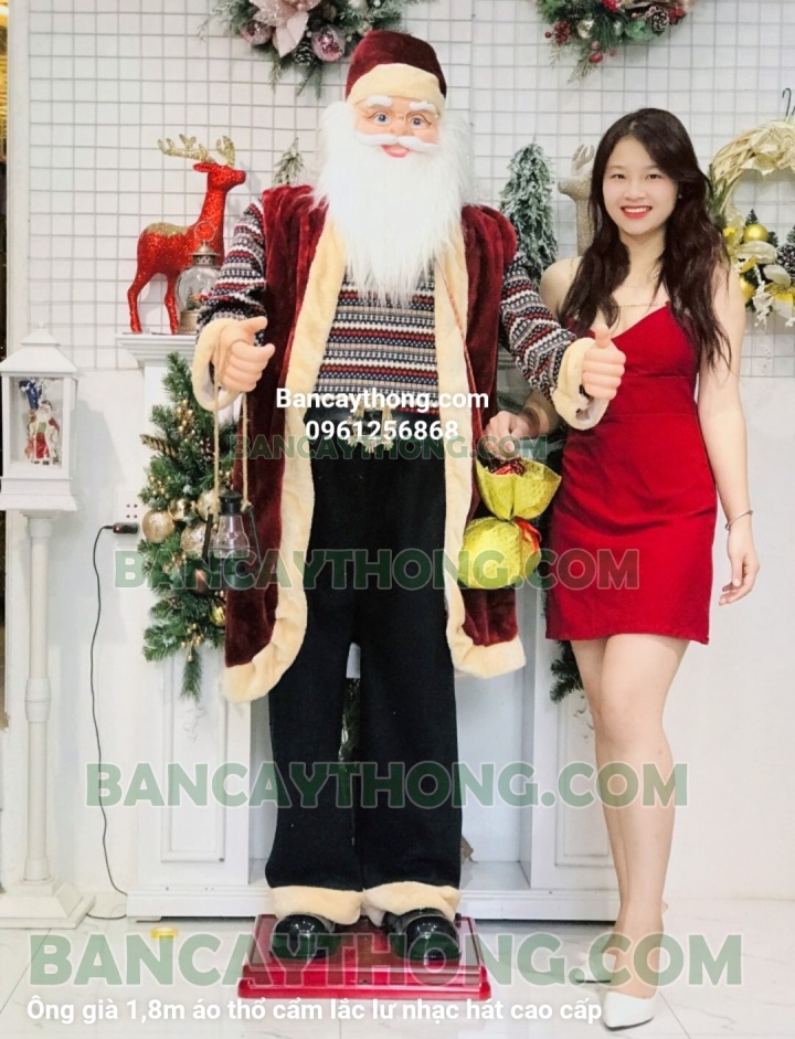 Ông già noel thổi kèn có nhạc 2m