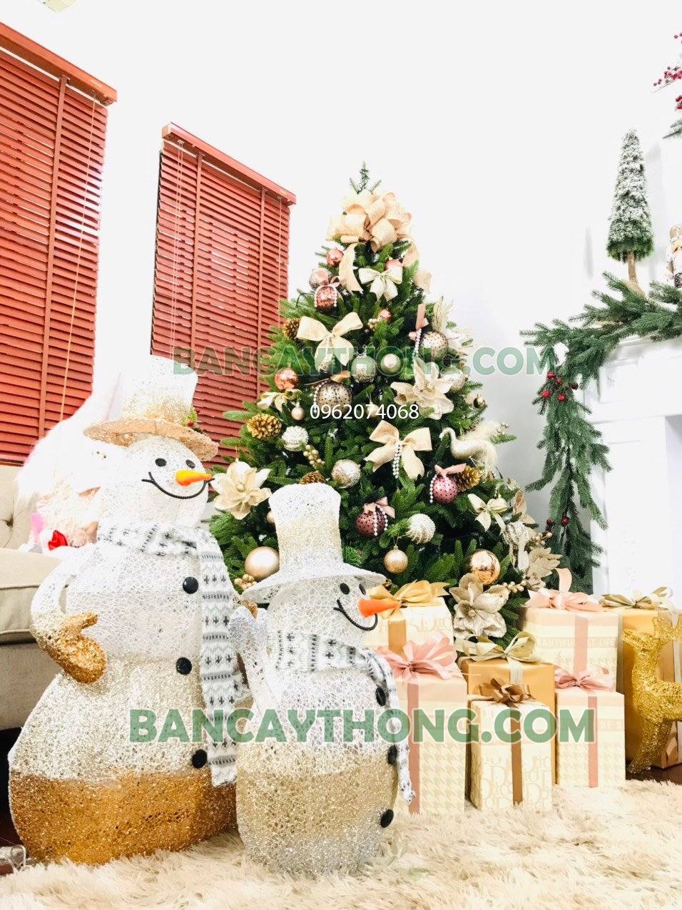 Cây thông noel PE OT cao 2m trang trí tông vàng kem