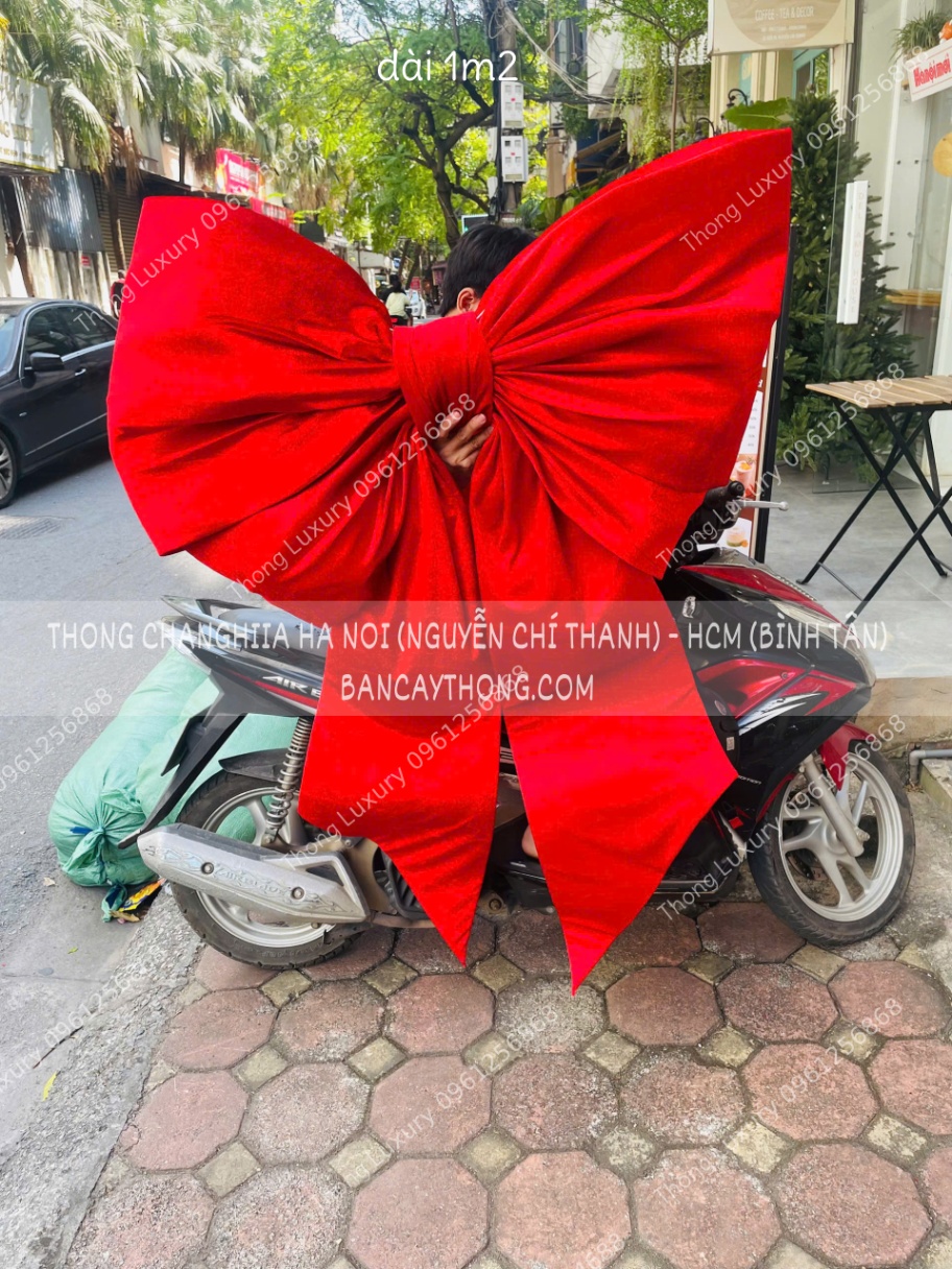 Nơ khổng lồ nhung đỏ trang trí noel 1m2