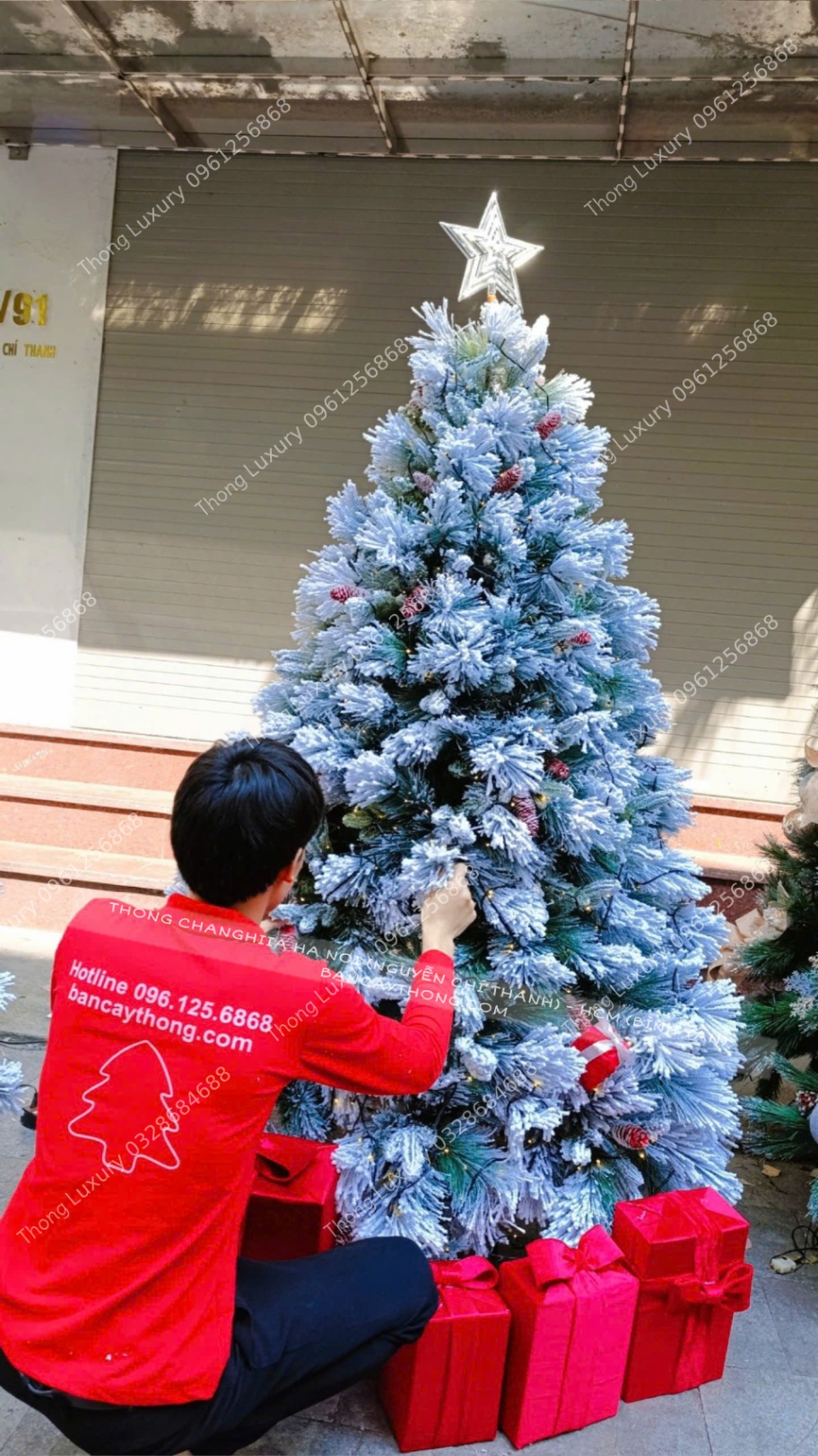 Hộp quà trang trí noel vải nhung cỡ lớn