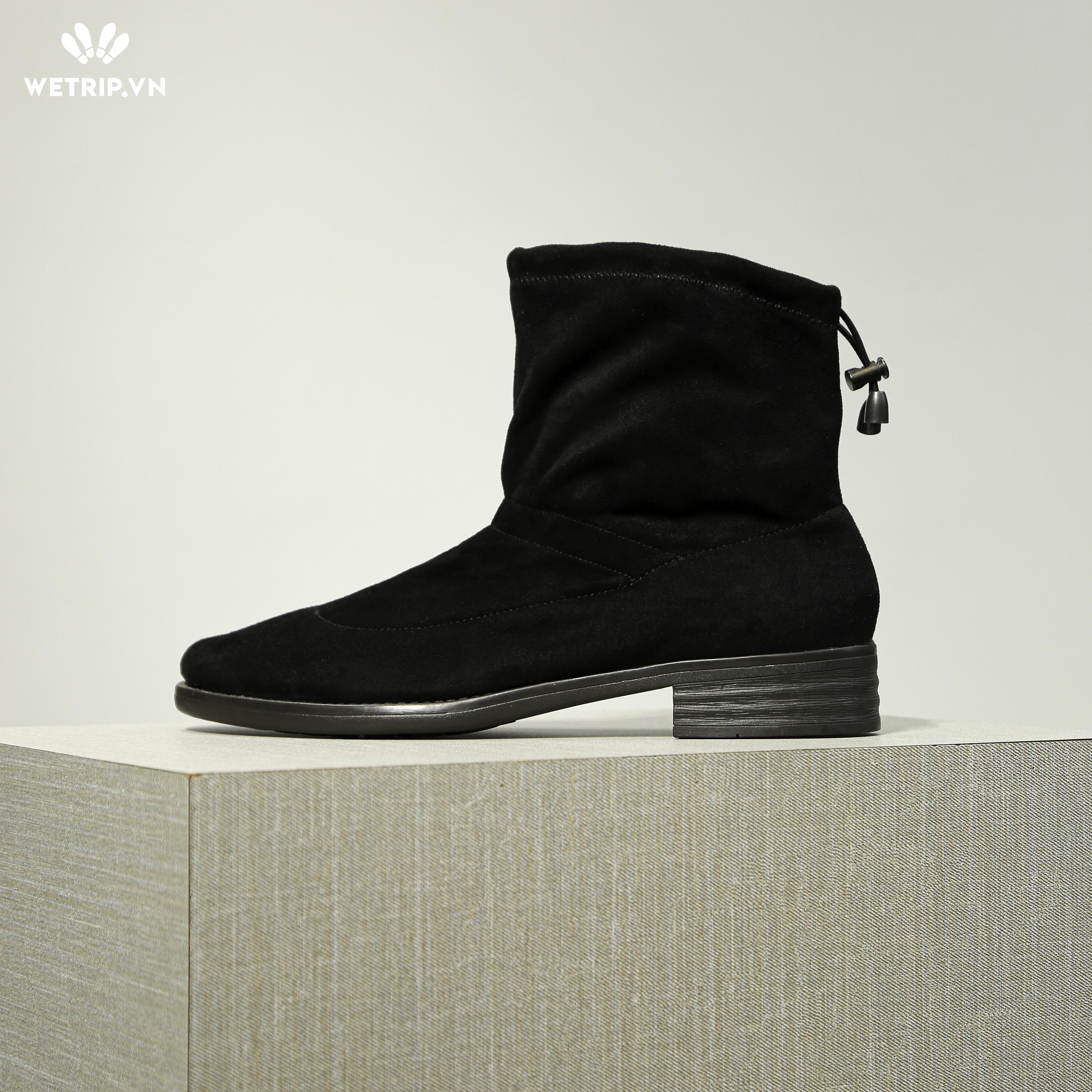 Bussola black outlet boots