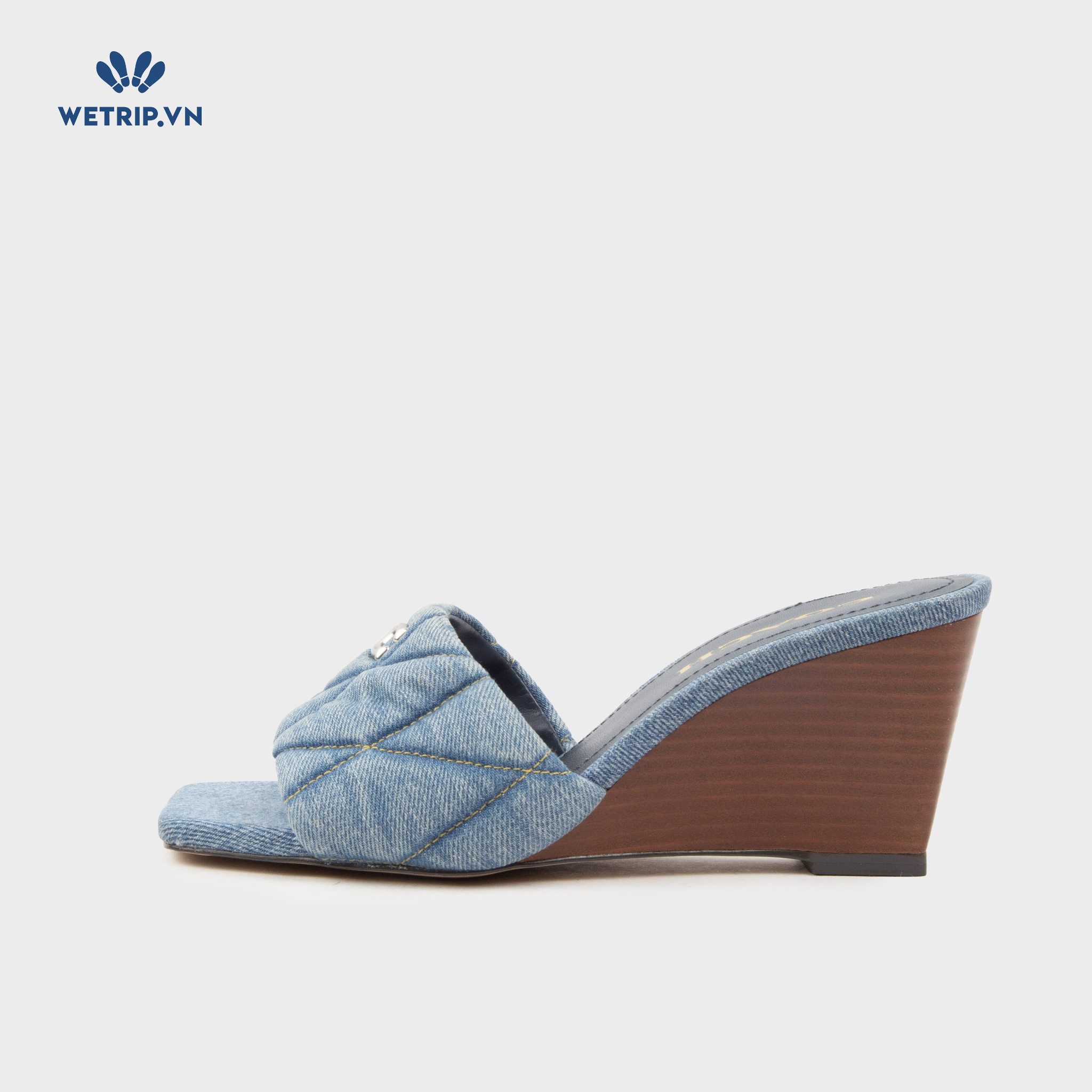 Sandal Xuồng Coach (Vải bò - Logo Bạc) Mã SDX-COA-002-A2