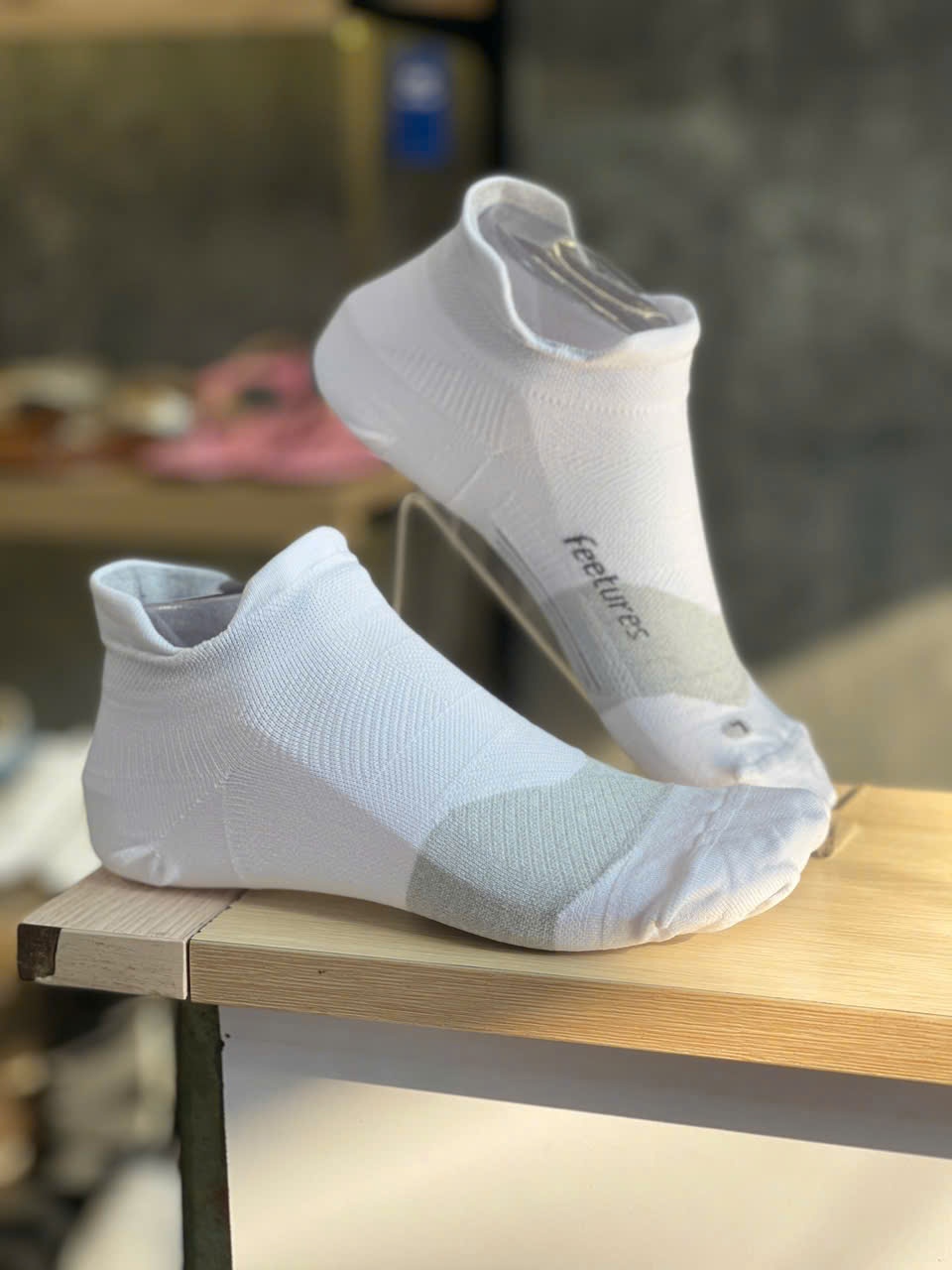Tất Feetures thấp cổ (Trắng xám) Mã TAT-FTR-TC-001-C