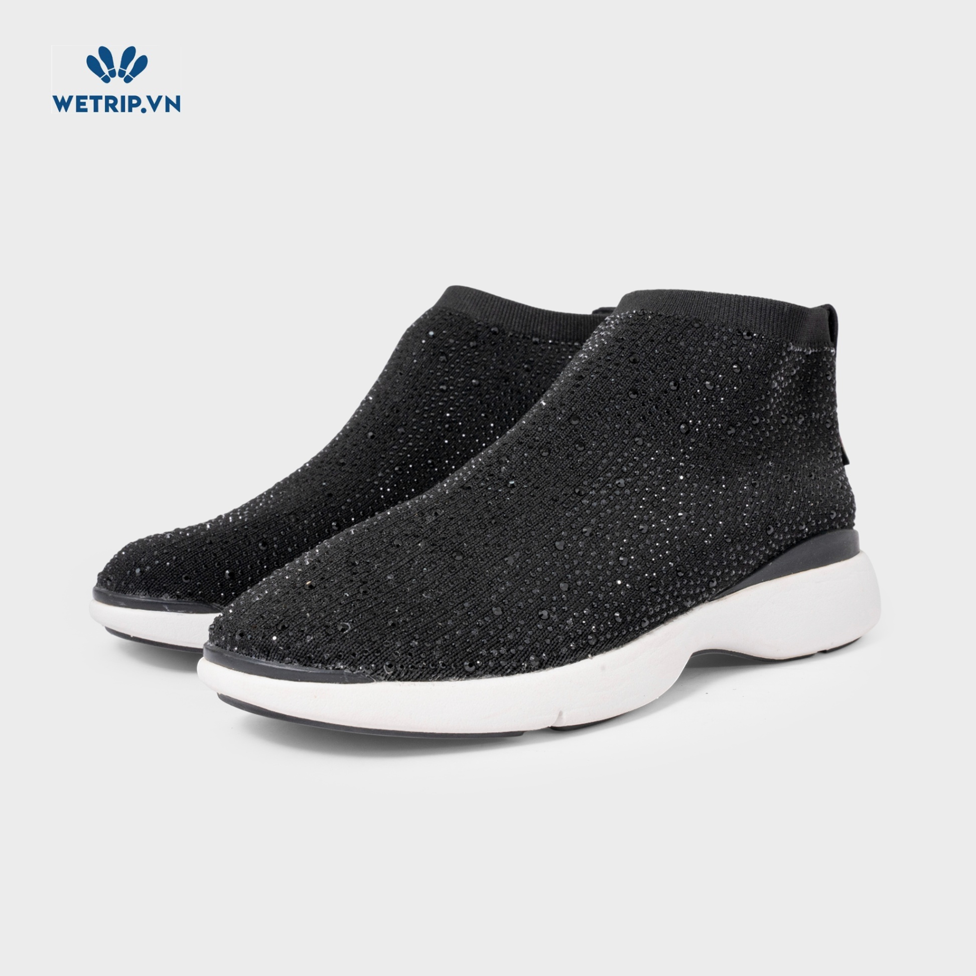 Boots Mắt Cá Đế Bằng Bussola (đen đính đá) Mã BMC-DB-BSL-099-A