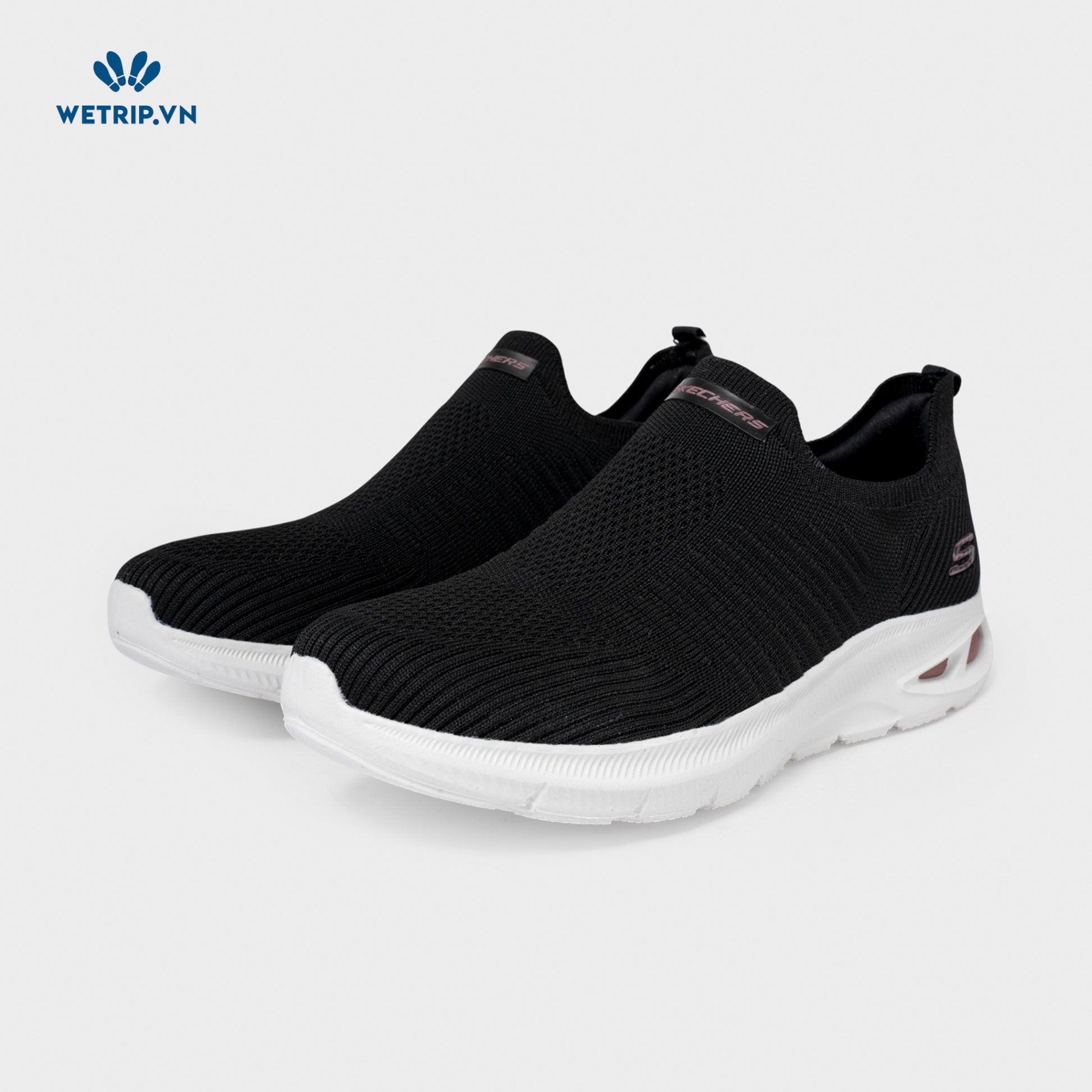 Slipon We_SKE (Vải-Đen) Mã SLO-SKE-006-A