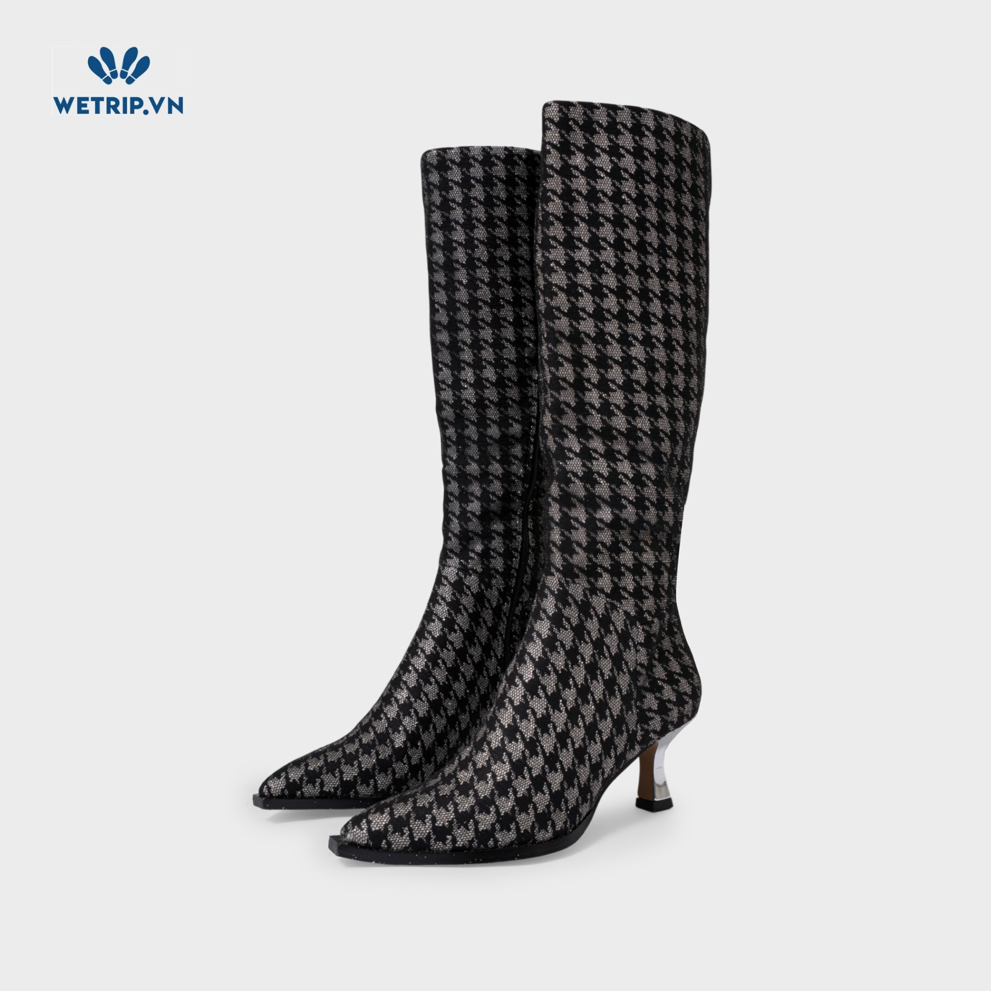 Boots Đầu Gối Cao Gót Betsey Johnson (Kẻ ô trắng đen-kim tuyến) Mã BDG-CG-BYJ-001-A